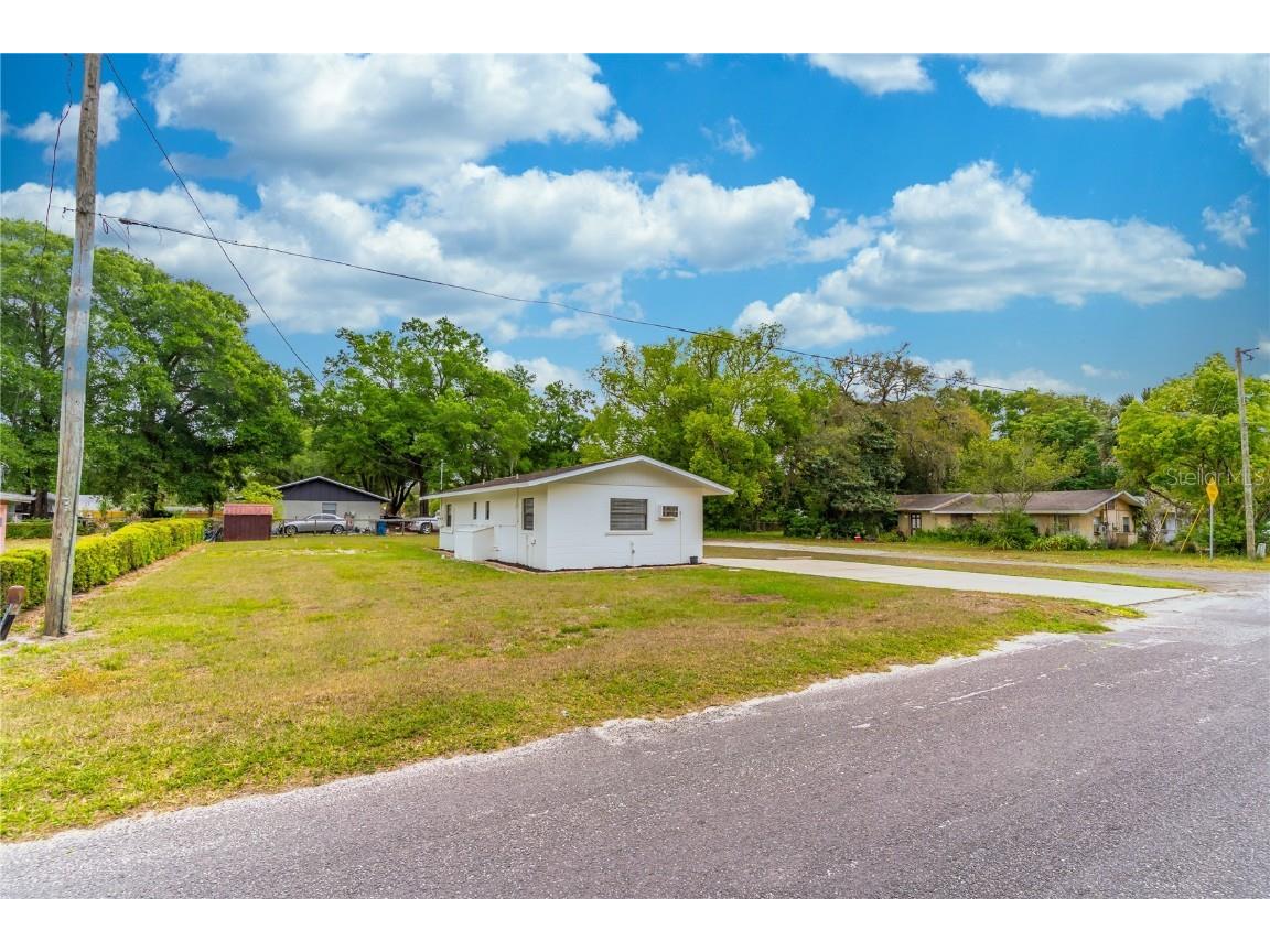 1401 E Carolina Avenue Deland FL 32724 O6298076 image31