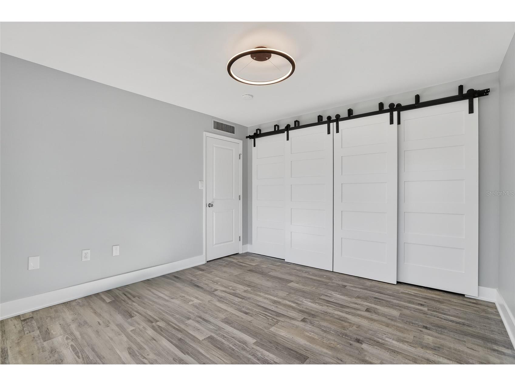 1401 Gulf Boulevard #102 Clearwater FL 33767 TB8459760 image23