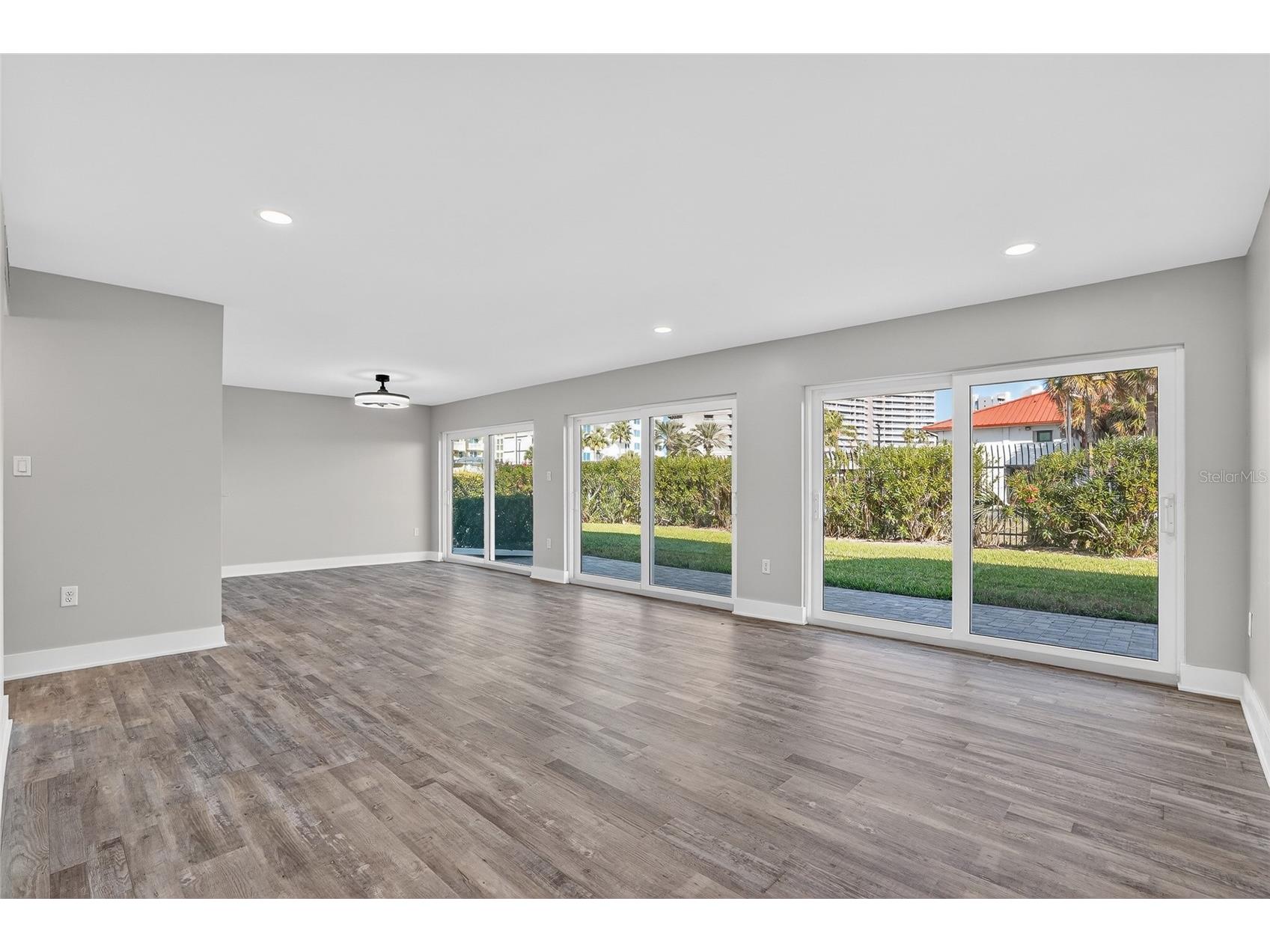 1401 Gulf Boulevard #102 Clearwater FL 33767 TB8459760 image3