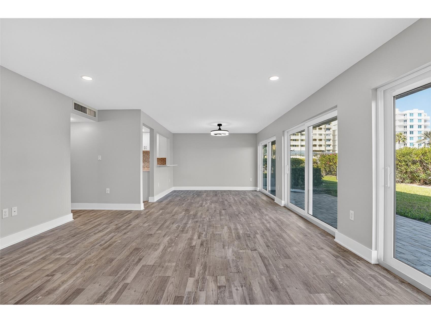 1401 Gulf Boulevard #102 Clearwater FL 33767 TB8459760 image6