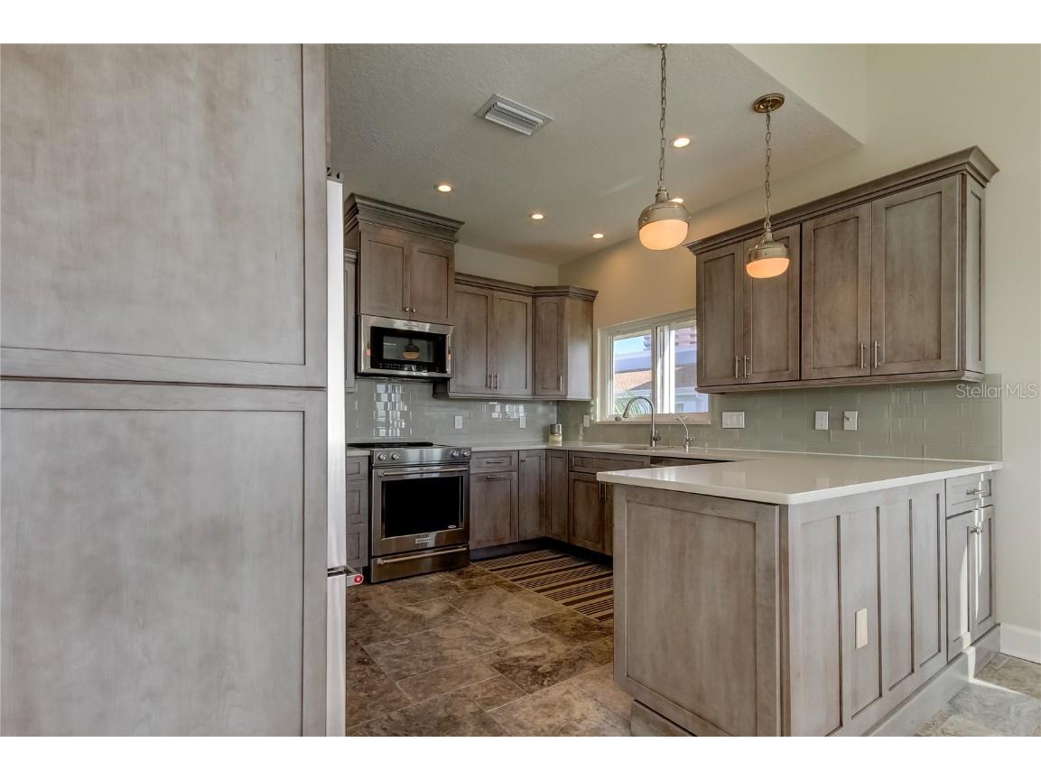 1401 Gulf Boulevard #205 Clearwater Beach FL 33767 TB8450971 image10