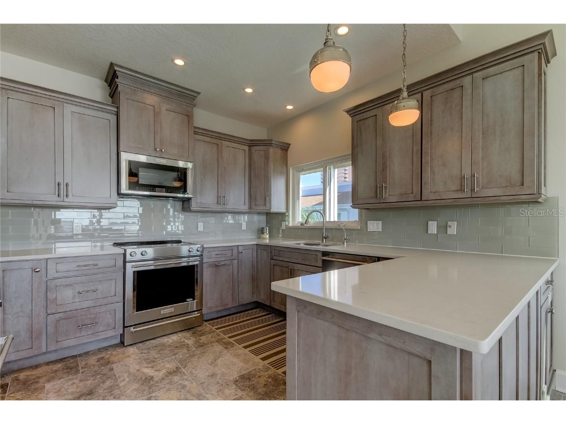 1401 Gulf Boulevard #205 Clearwater Beach FL 33767 TB8450971 image11