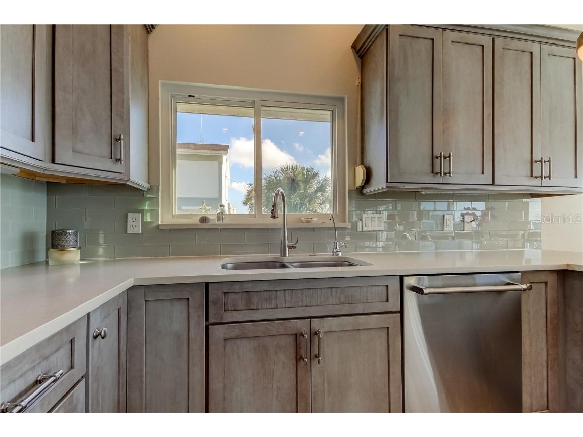 1401 Gulf Boulevard #205 Clearwater Beach FL 33767 TB8450971 image13