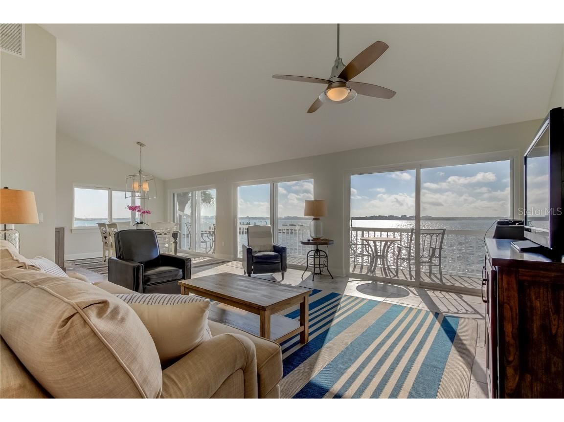 1401 Gulf Boulevard #205 Clearwater Beach FL 33767 TB8450971 image3
