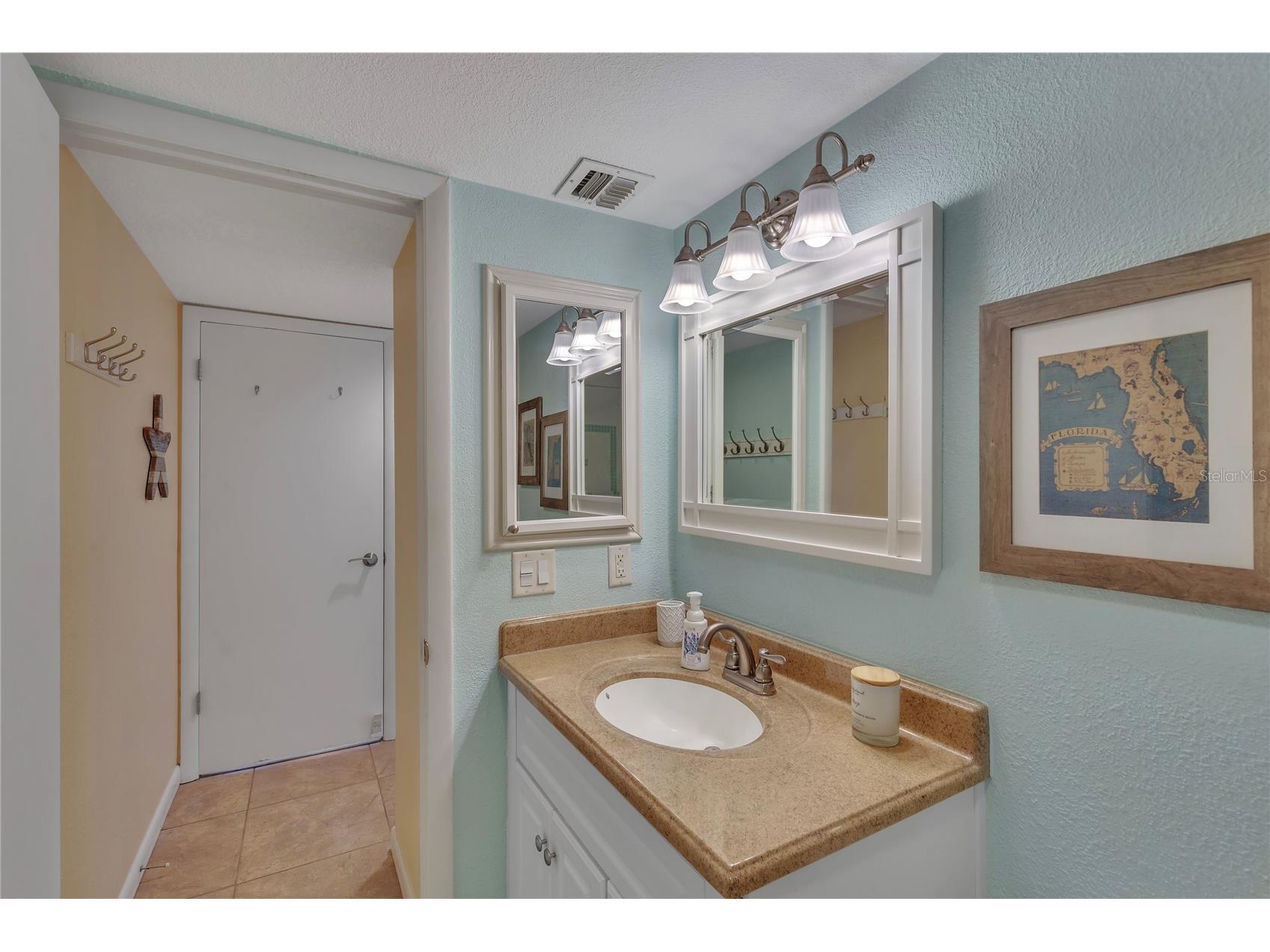 1401 Gulf Boulevard #216 Clearwater Beach FL 33767 TB8442095 image12