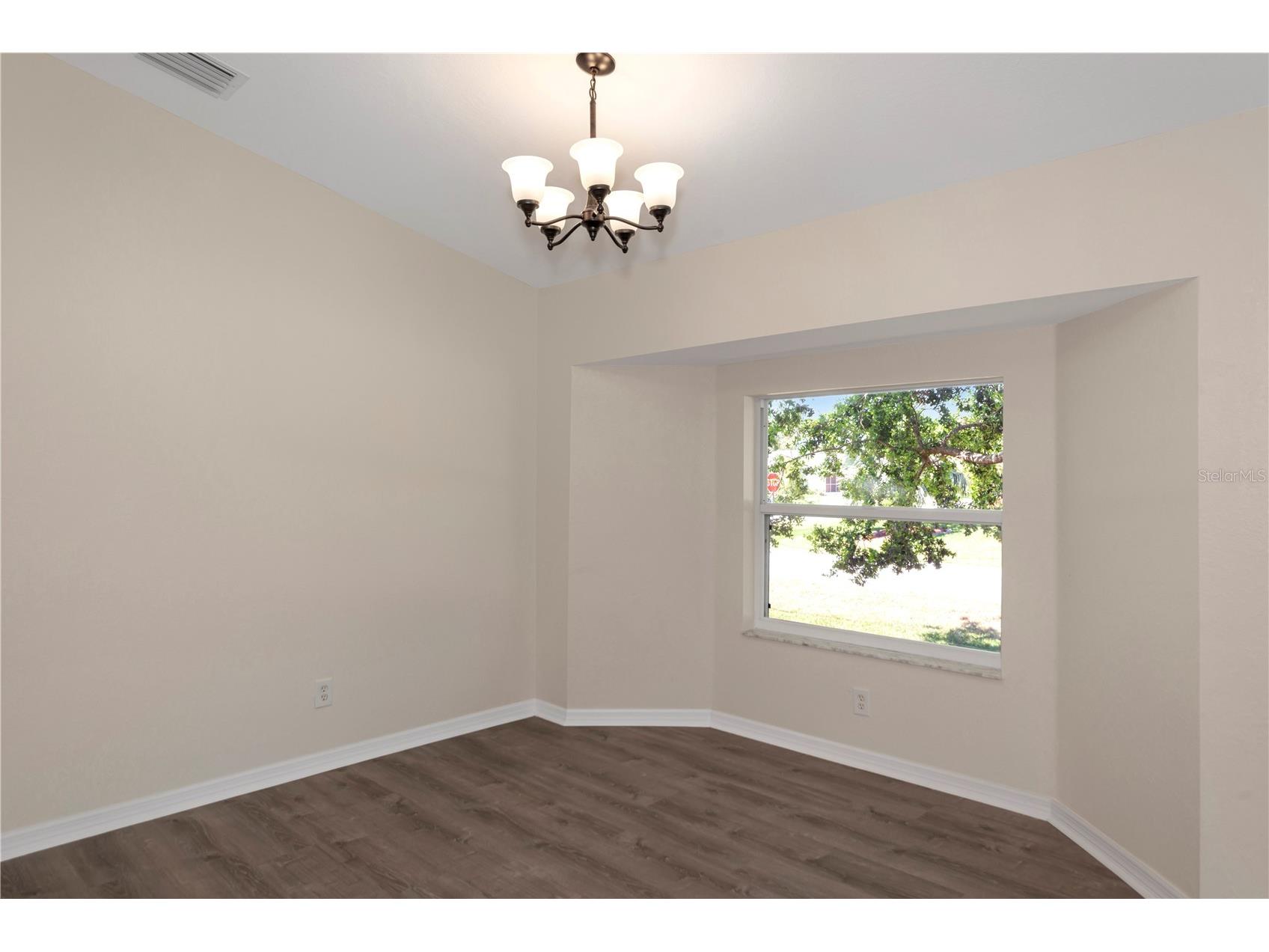 1401 Hedgewood Circle North Port FL 34288 A4690499 image14