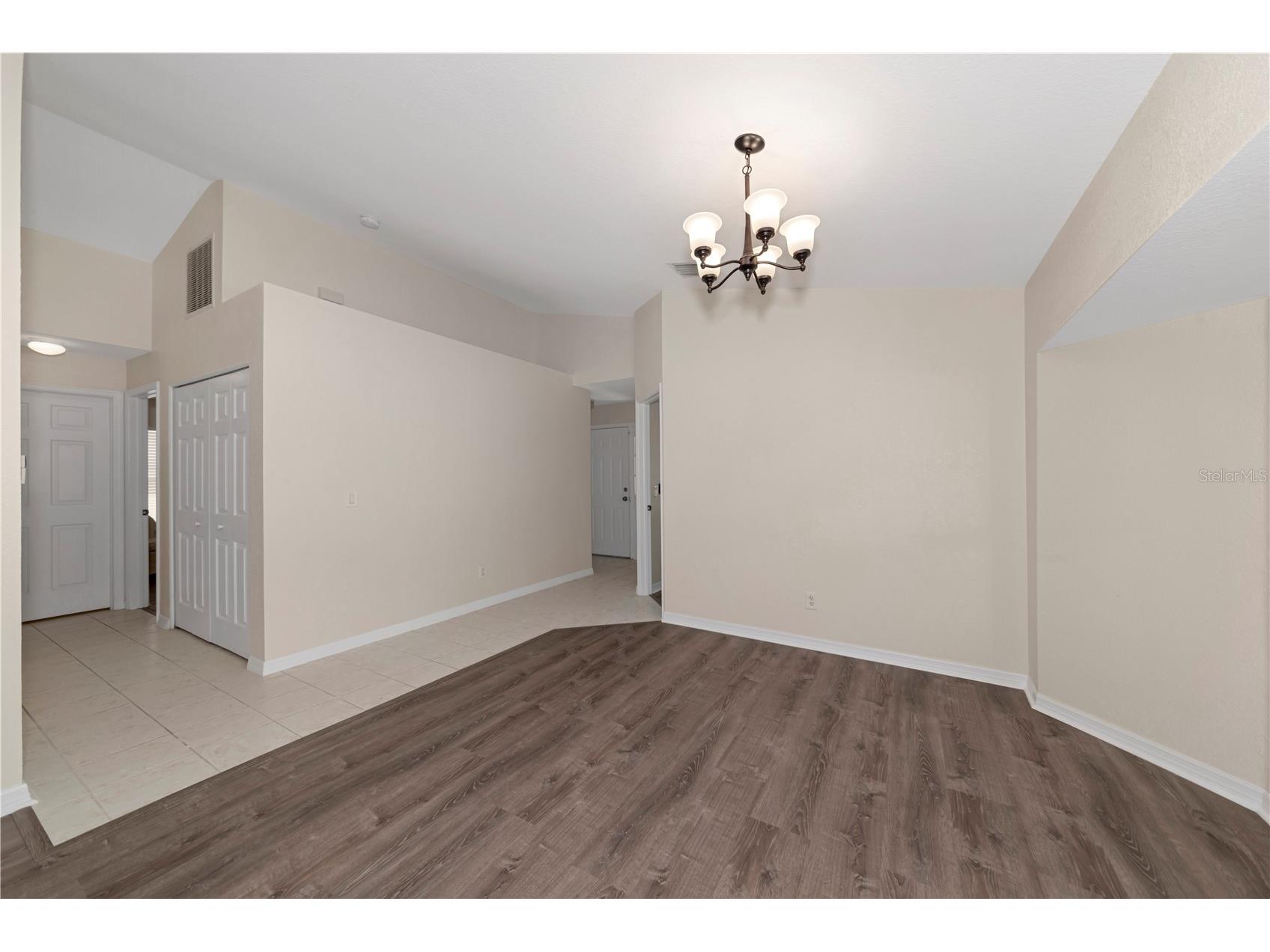 1401 Hedgewood Circle North Port FL 34288 A4690499 image18