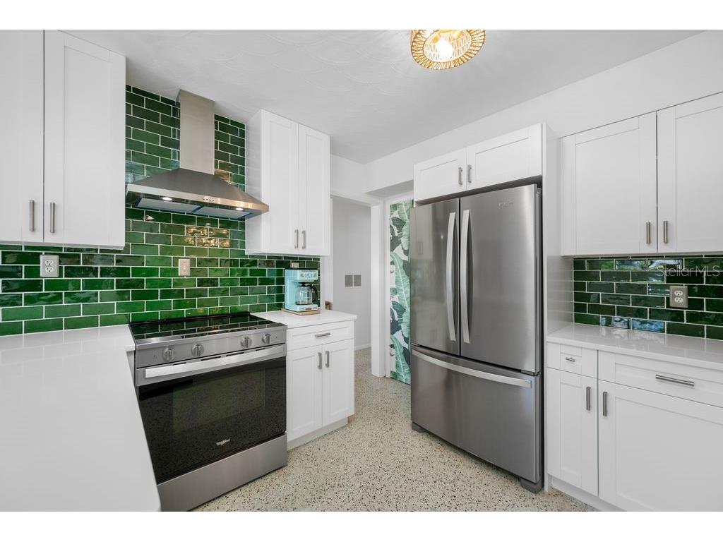 1401 Island Drive S South Pasadena FL 33707 - INTRACOASTAL WATERWAY TB8520875 image12