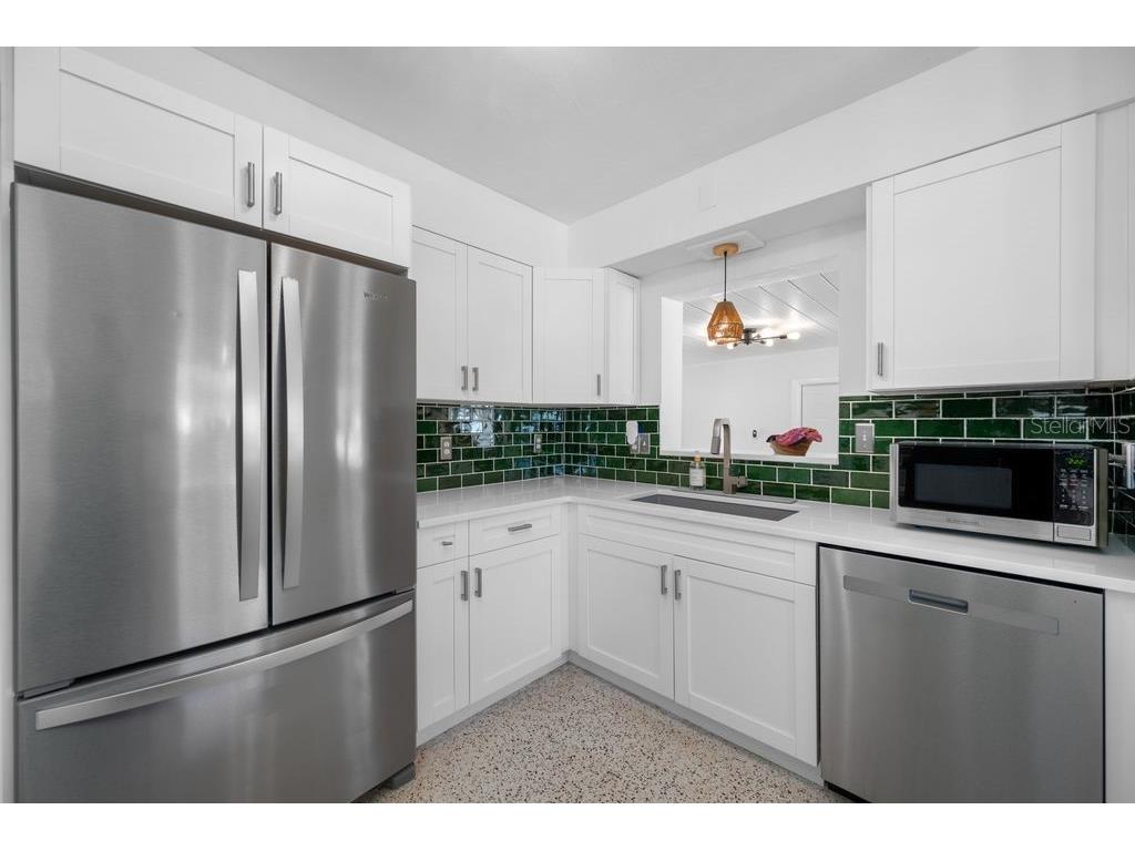 1401 Island Drive S South Pasadena FL 33707 - INTRACOASTAL WATERWAY TB8520875 image15