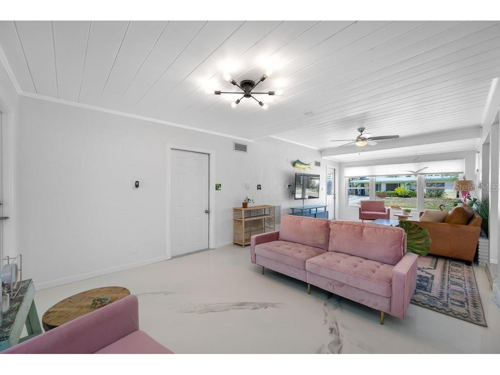1401 Island Drive S South Pasadena FL 33707 - INTRACOASTAL WATERWAY TB8520875 image21
