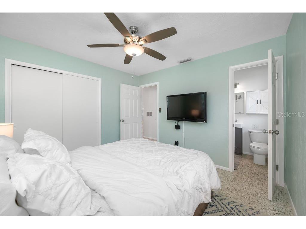 1401 Island Drive S South Pasadena FL 33707 - INTRACOASTAL WATERWAY TB8520875 image24