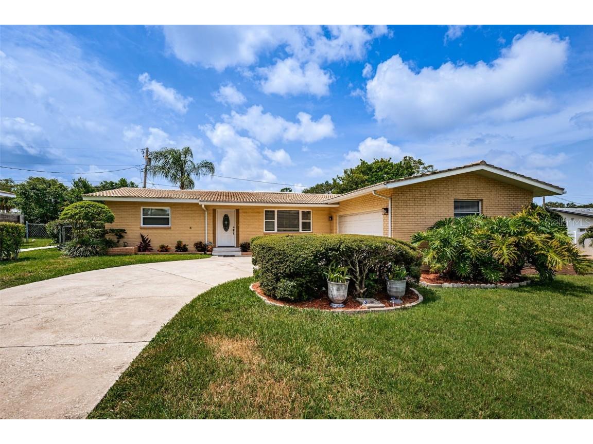 1401 Lime Street Clearwater FL 33756 U8207765 image1