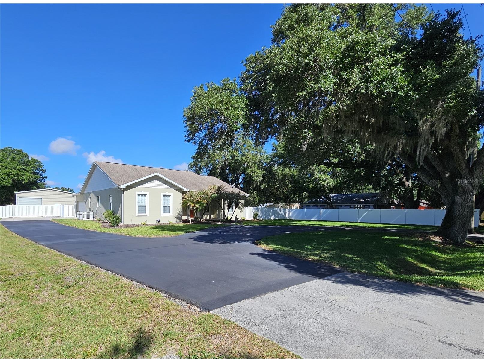 1401 Lindsey Road Plant City FL 33566 TB8502294 image2