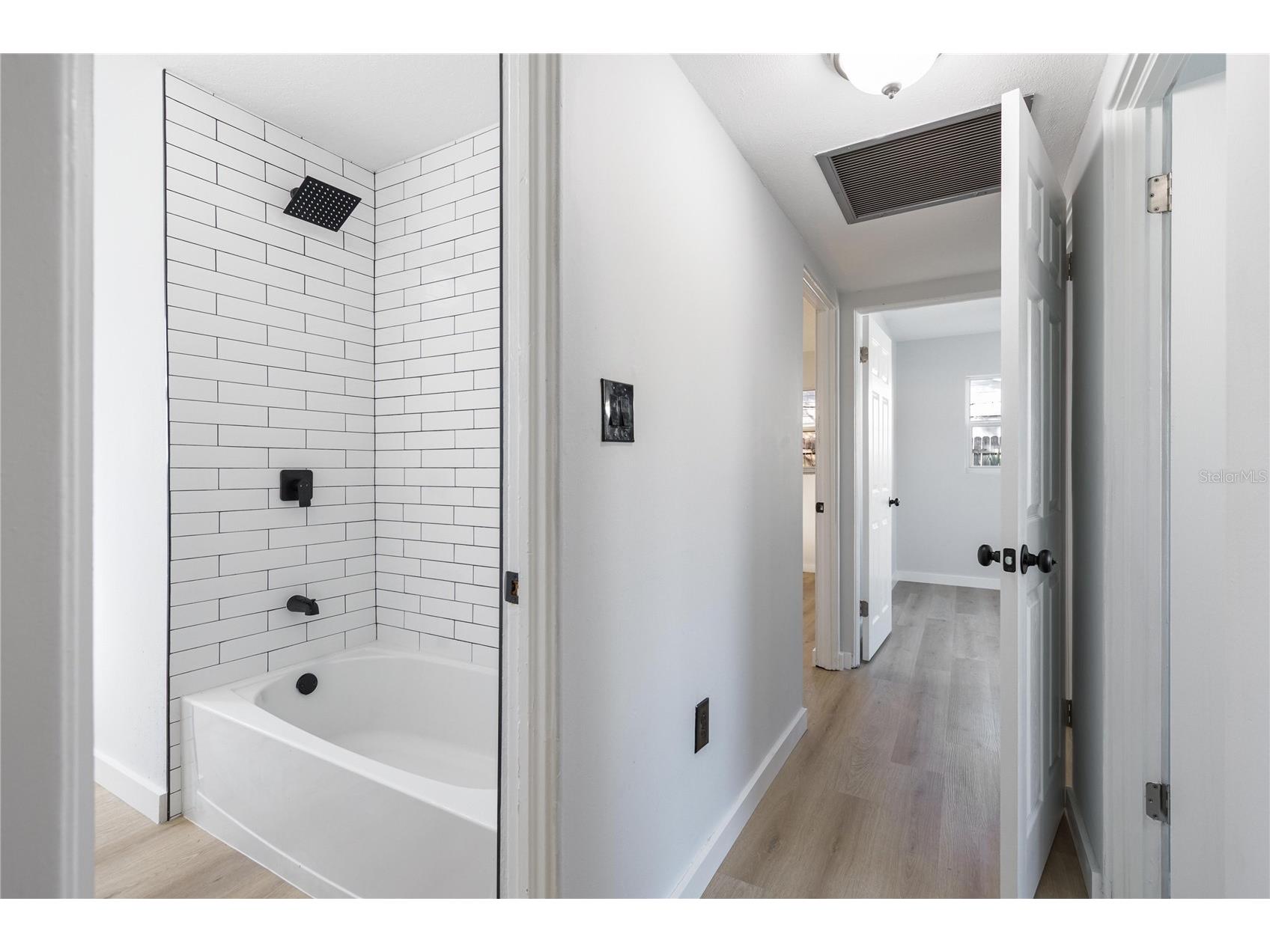 1401 Moselle Avenue Orlando FL 32807 O6374238 image31