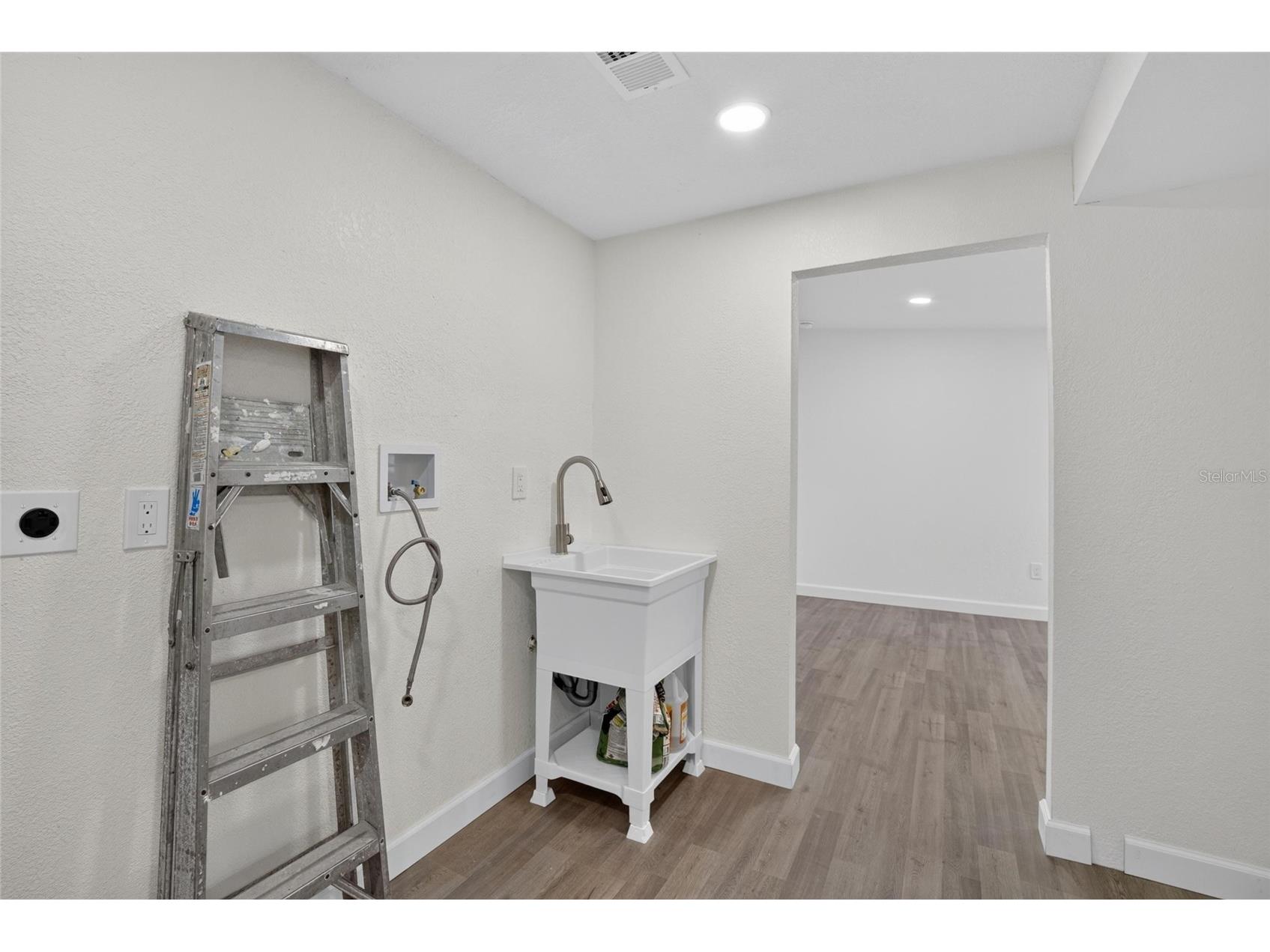 1401 Pennsylvania Avenue Clearwater FL 33755 TB8516811 image50