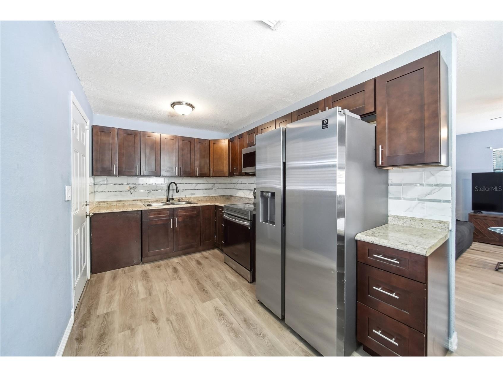 1401 Radleigh Place Orlando FL 32808 O6405066 image5