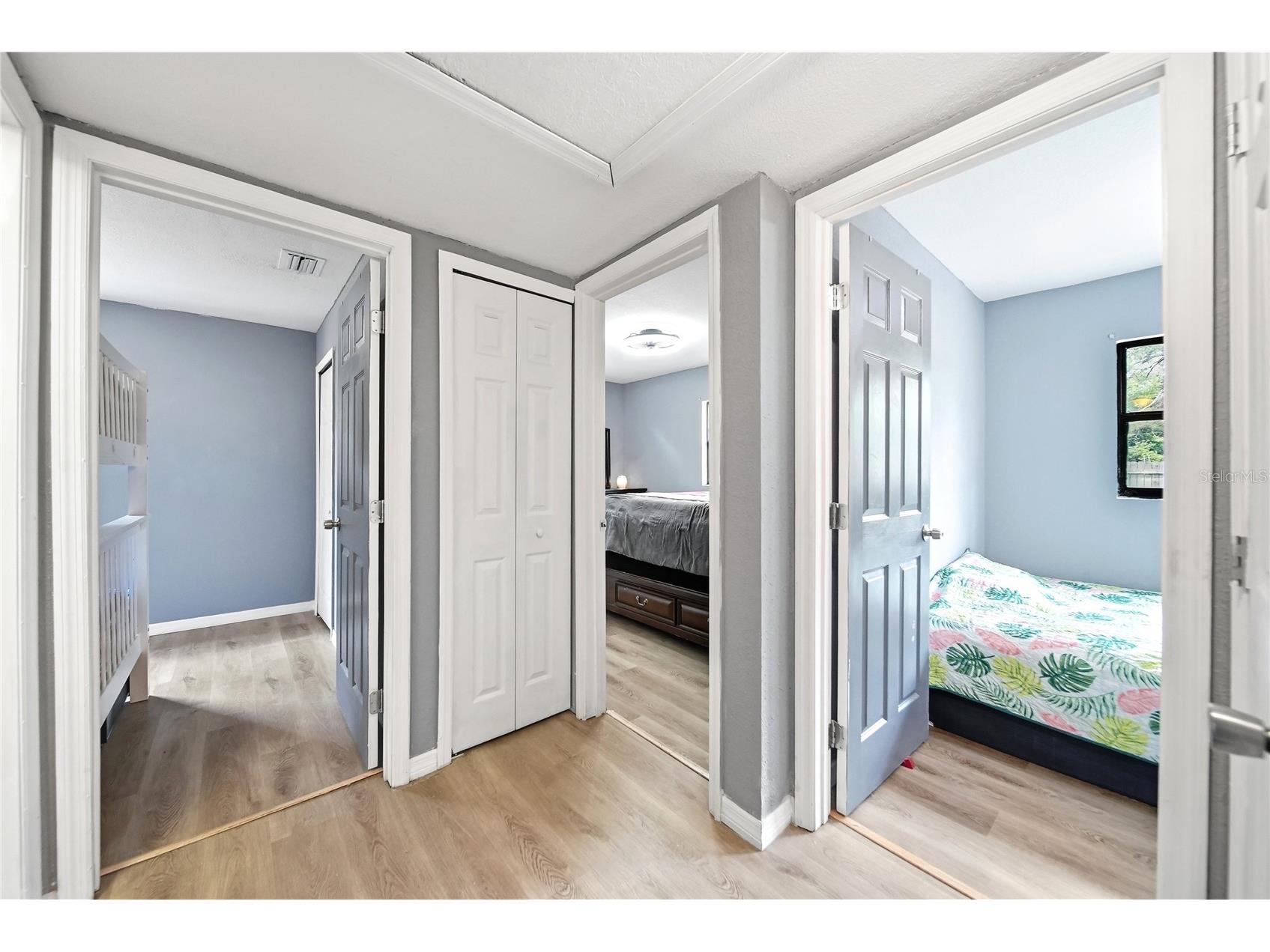 1401 Radleigh Place Orlando FL 32808 O6405066 image7