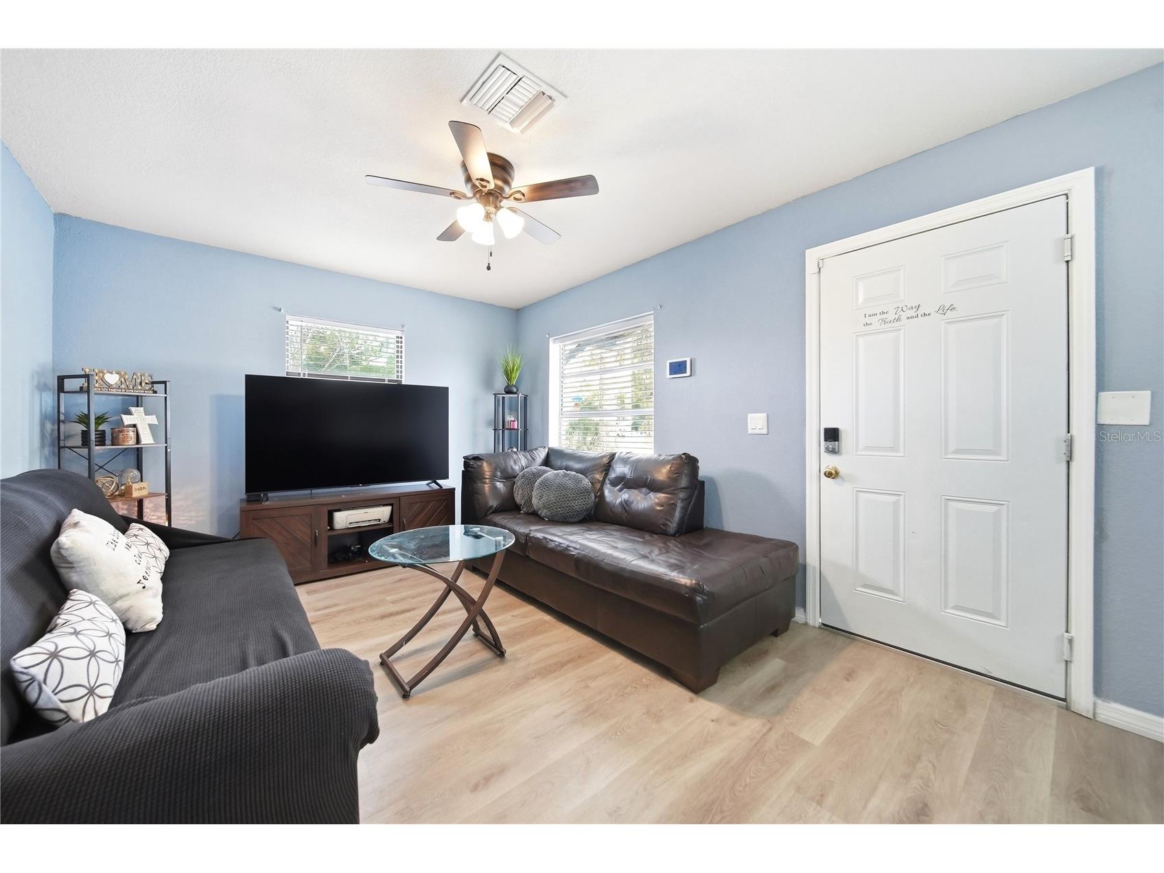 1401 Radleigh Place Orlando FL 32808 O6405066 image8