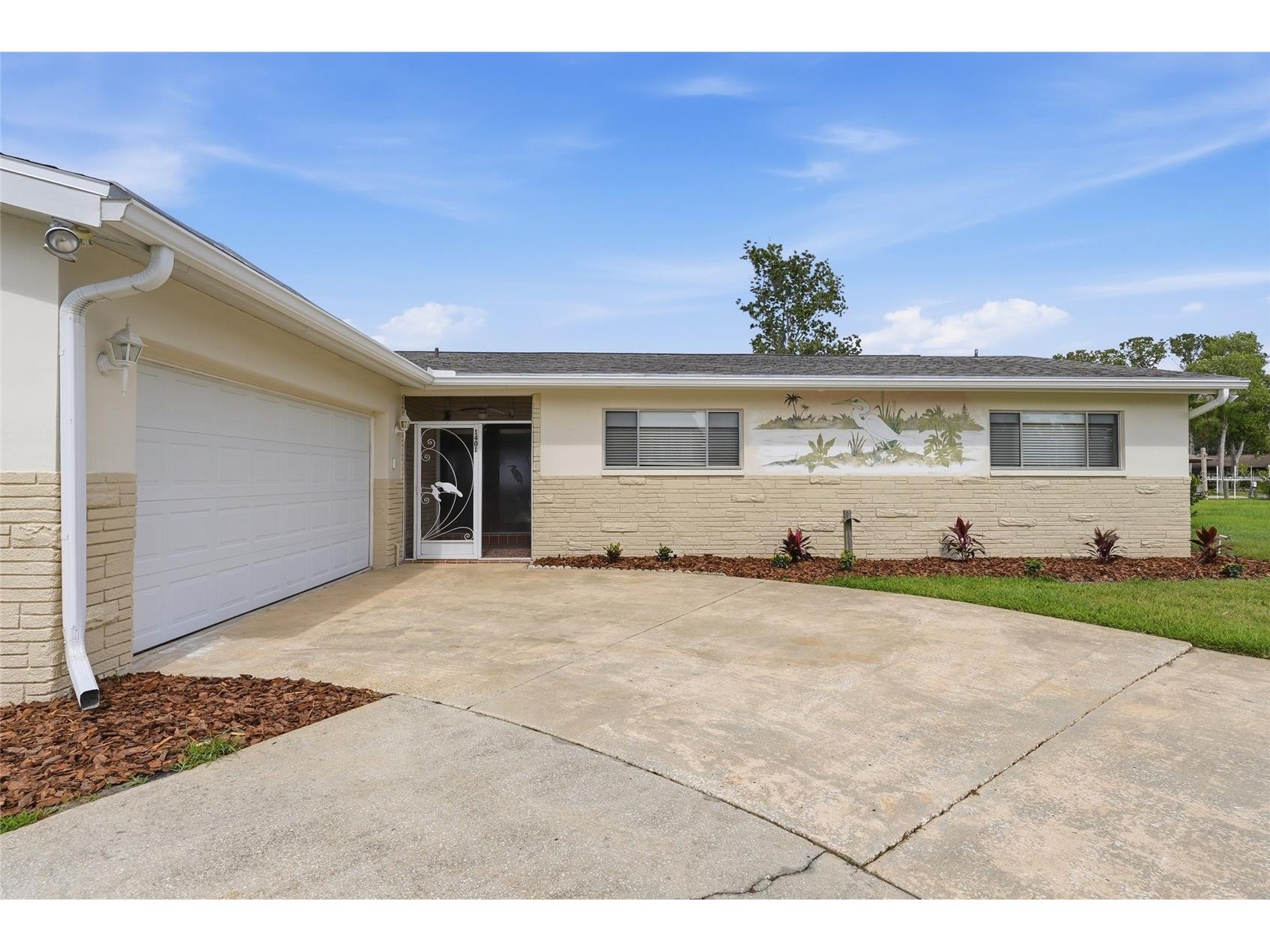 1401 SE Paradise Avenue Crystal River FL 34429 P4938871 image2