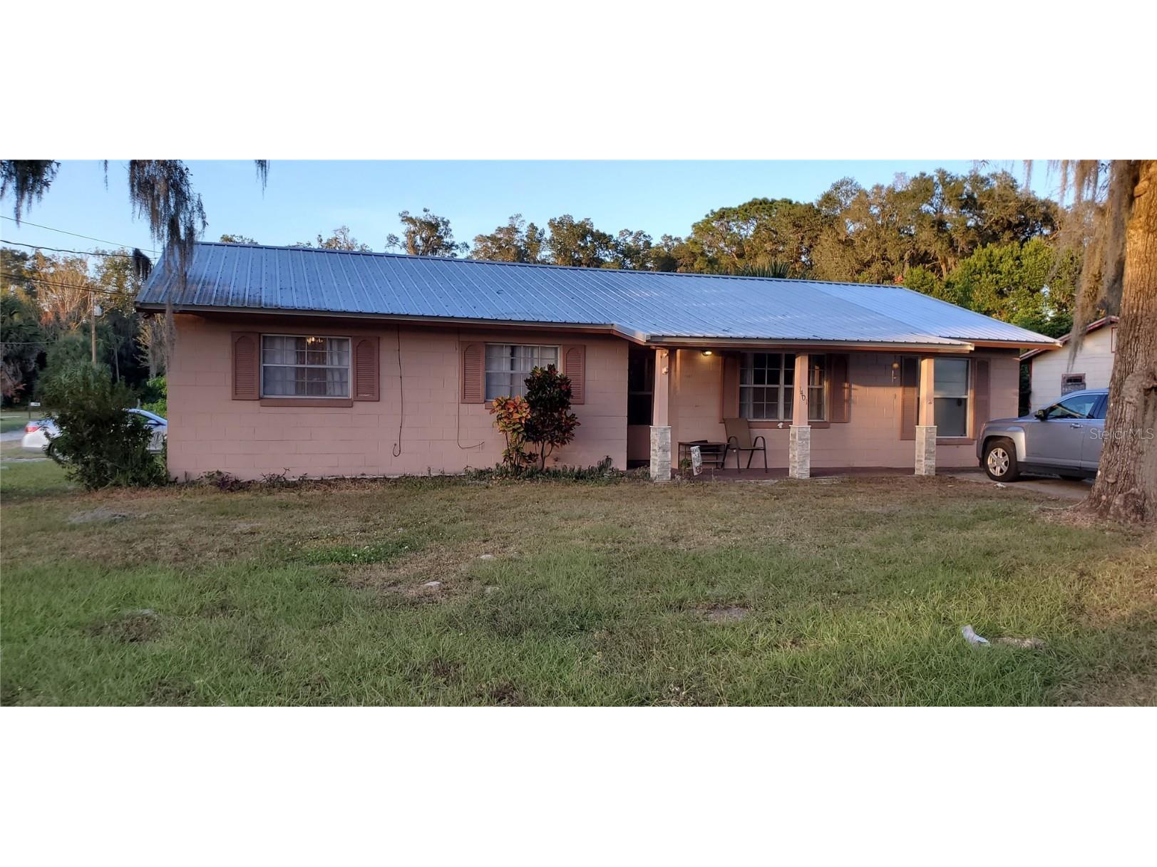 1401 W Euclid Avenue Deland FL 32720 V4933114 image1