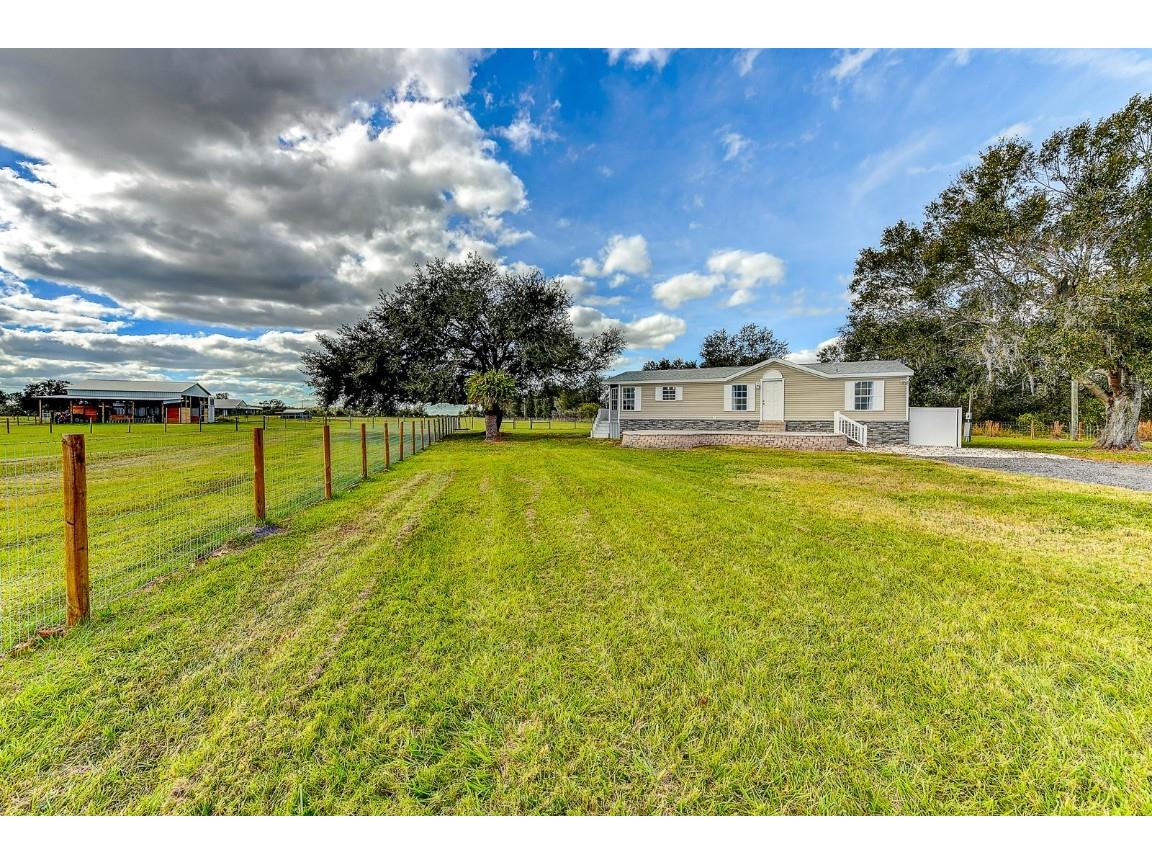 14010 County Line Road Myakka City FL 34251 A4594766 image1