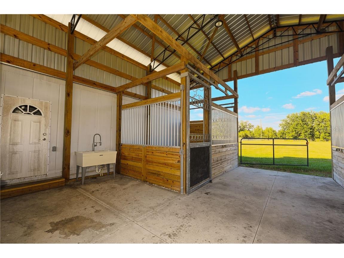 14010 County Line Road Myakka City FL 34251 A4673387 image26