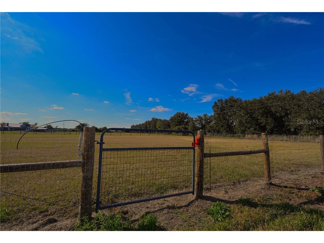 14010 County Line Road Myakka City FL 34251 A4673387 image37