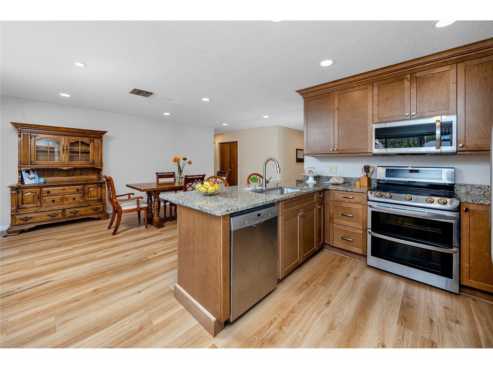 14012 Cascade Lane Tampa FL 33618 TB8479309 image17