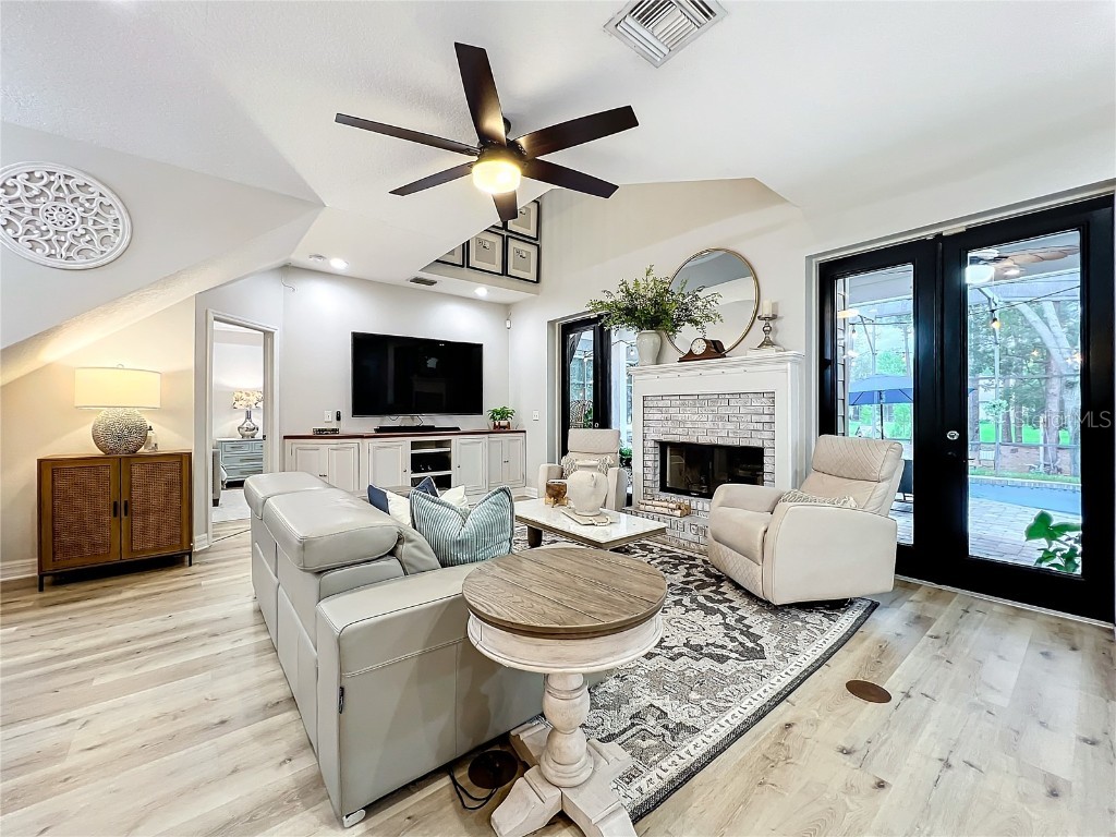 14013 Bramble Bush Court Orlando FL 32832 V4937943 image5