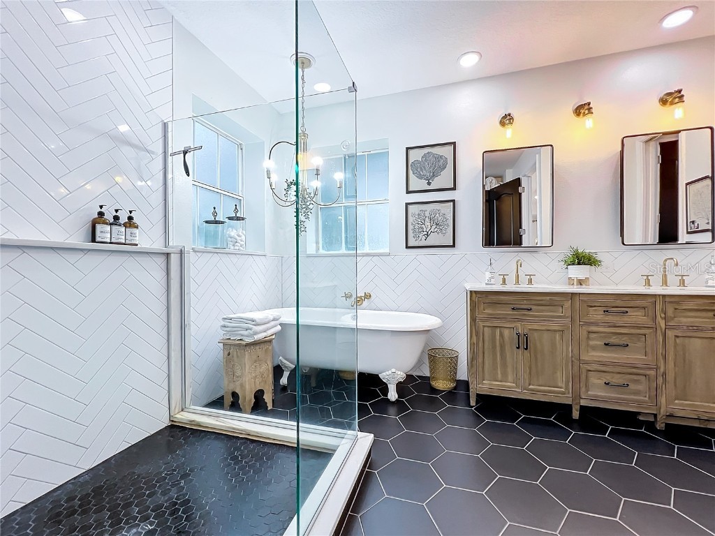 14013 Bramble Bush Court Orlando FL 32832 V4937943 image7