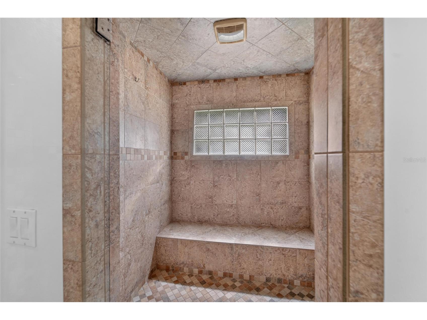 14015 Shady Shores Drive Tampa FL 33613 TB8529266 image24