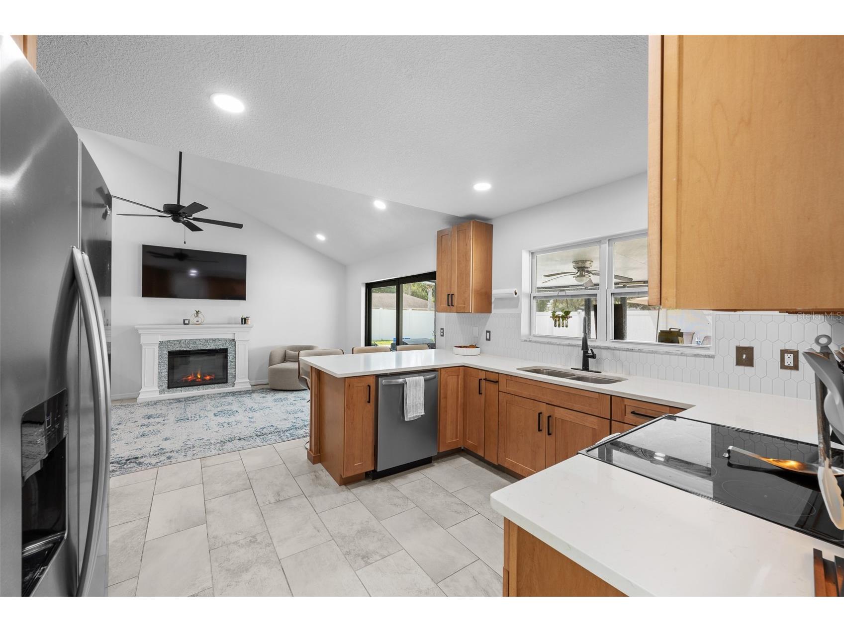 14018 Cascade Lane Tampa FL 33618 TB8531759 image12