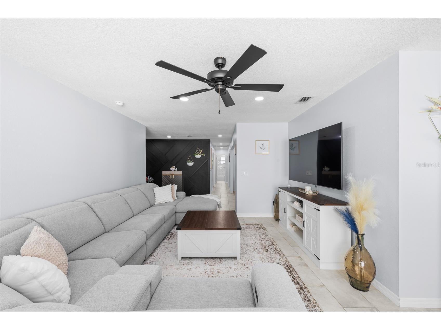14018 Cascade Lane Tampa FL 33618 TB8531759 image16
