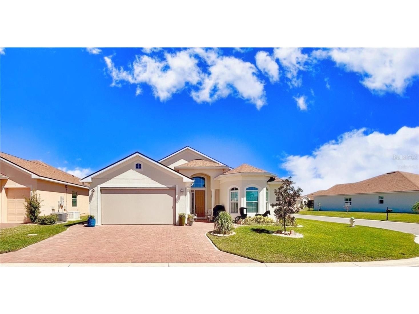 1402 Colonial Court Winter Haven FL 33884 - LAKE ASHTON P4934209 image1