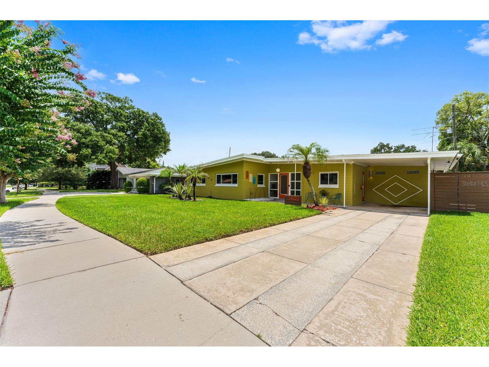 1402 Cumbie Street Orlando FL 32804 O6421656 image2