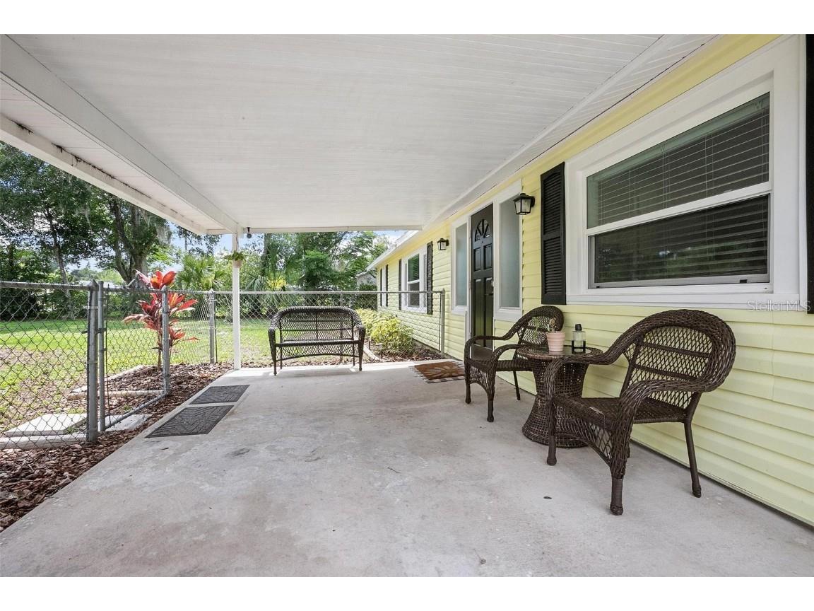 1402 E Voorhis Avenue Deland FL 32724 V4943013 image4