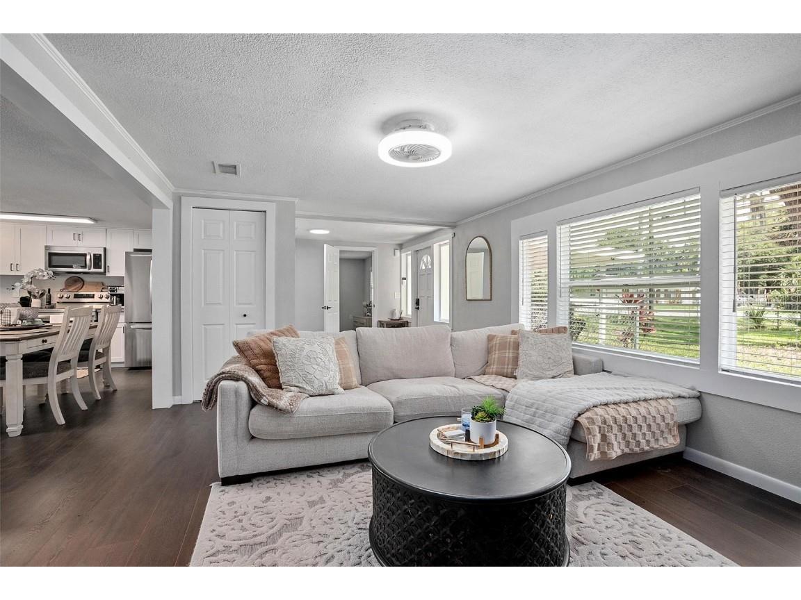 1402 E Voorhis Avenue Deland FL 32724 V4943013 image7