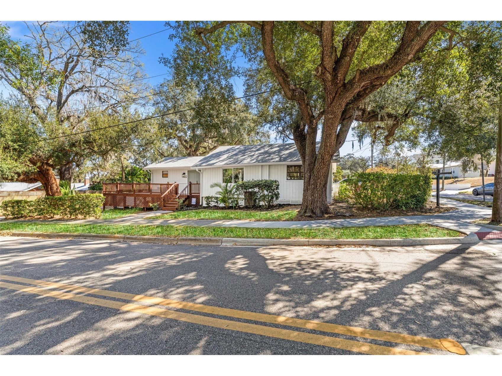 1402 Hilton Place Tampa FL 33604 TB8468970 image44