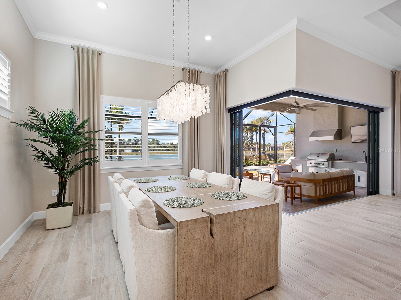 1402 Sailview Place Sarasota FL 34240 A4679393 image18