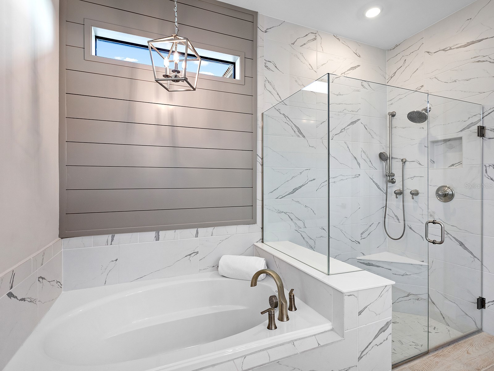 1402 Sailview Place Sarasota FL 34240 A4679393 image25