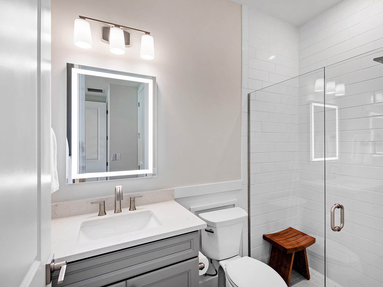 1402 Sailview Place Sarasota FL 34240 A4679393 image28