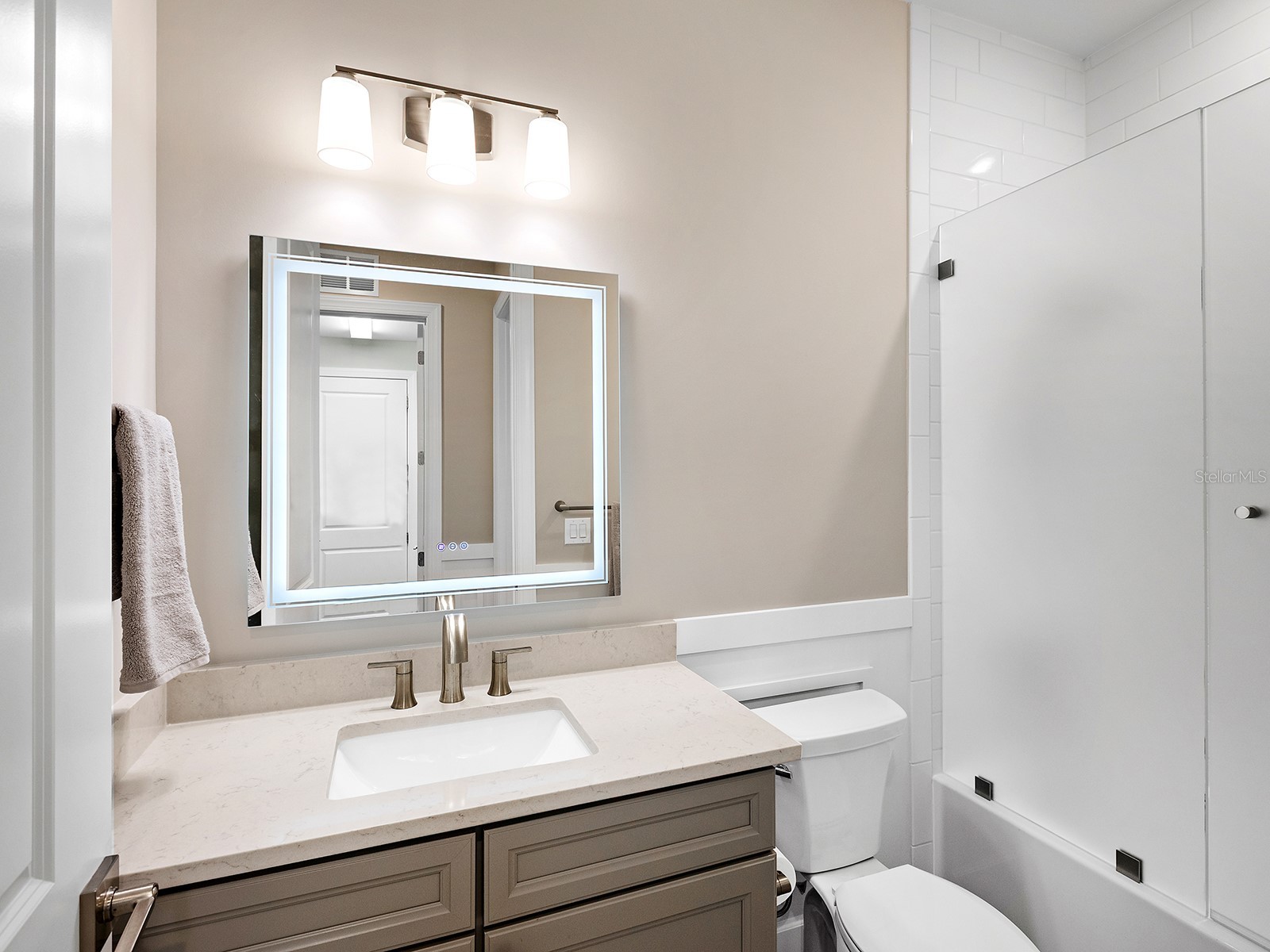 1402 Sailview Place Sarasota FL 34240 A4679393 image30