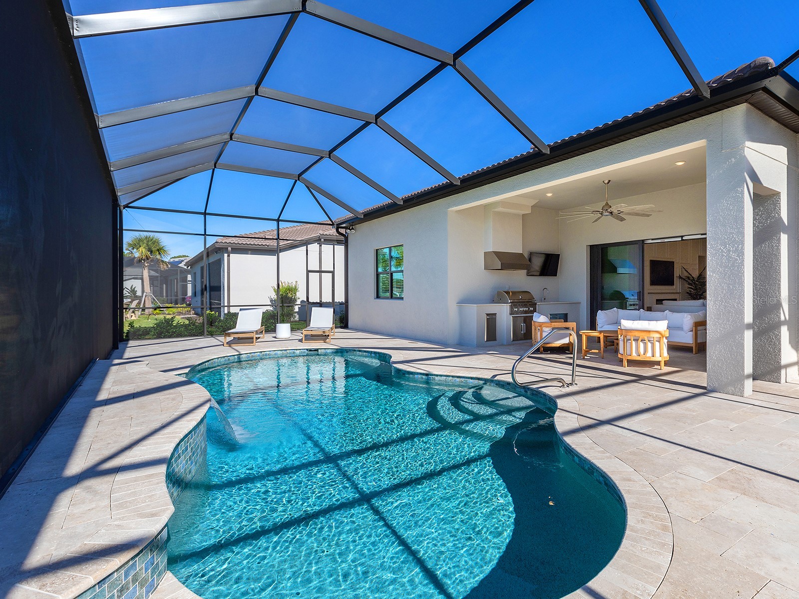 1402 Sailview Place Sarasota FL 34240 A4679393 image38