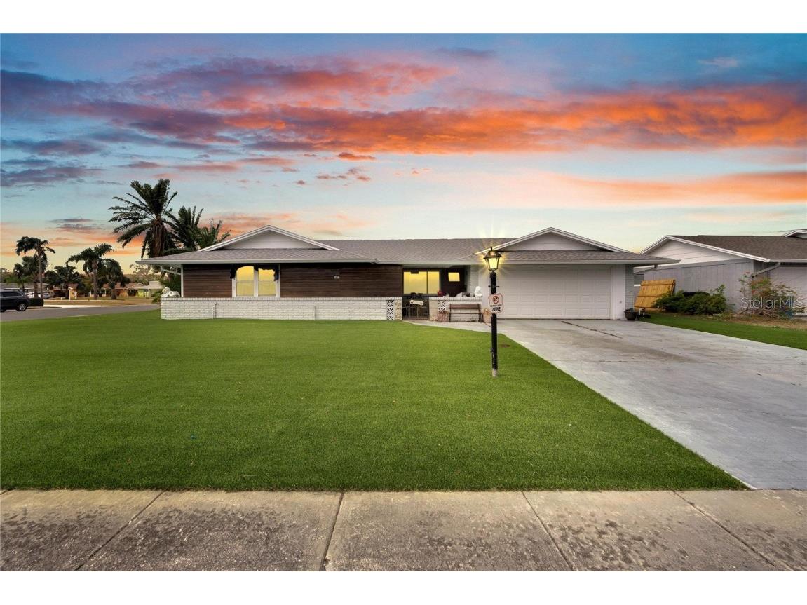 1402 Seton Hall Drive Sun City Center FL 33573 TB8331030 image1