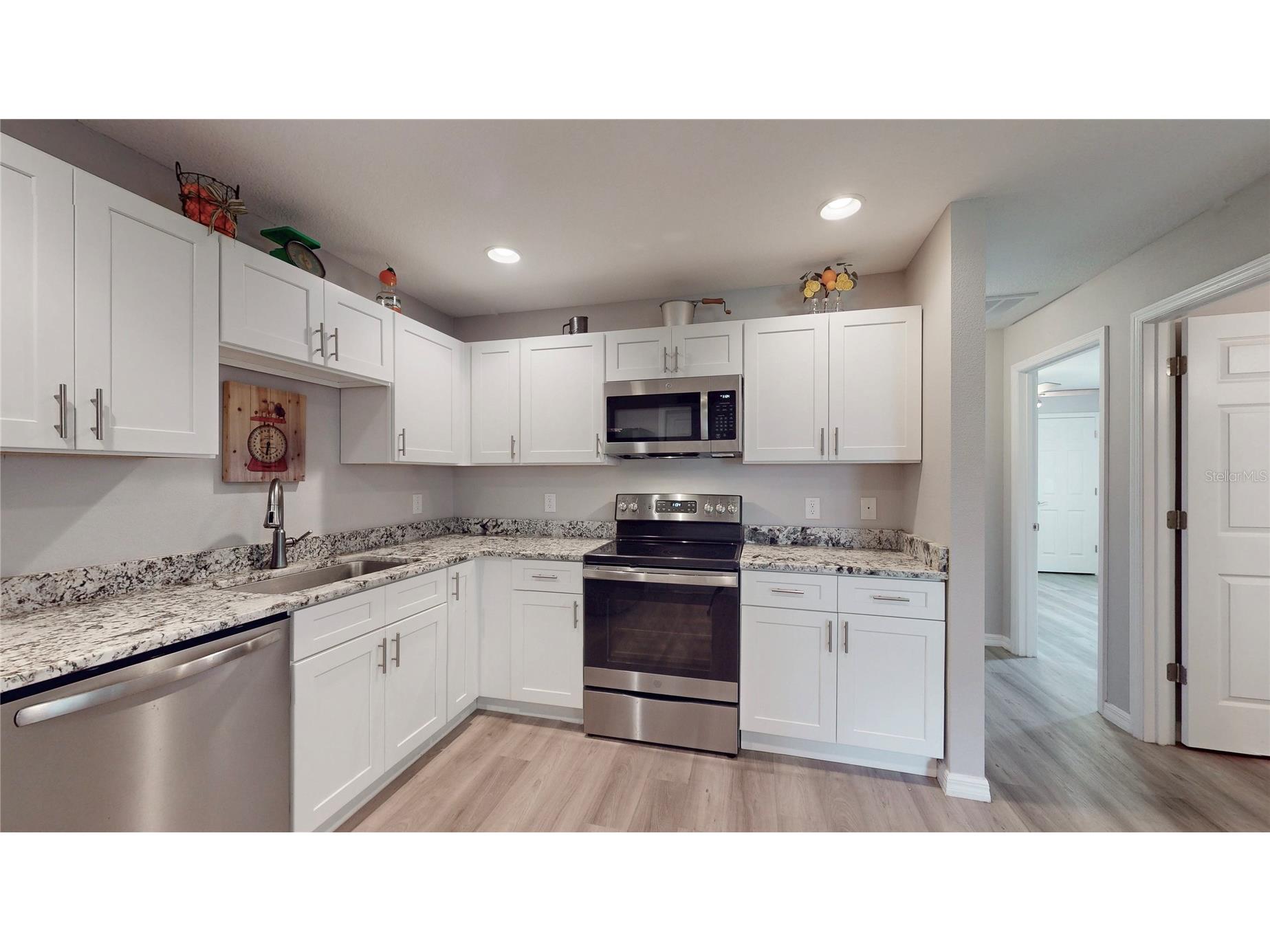 1402 Shirley Drive Lakeland FL 33810 G5102499 image2