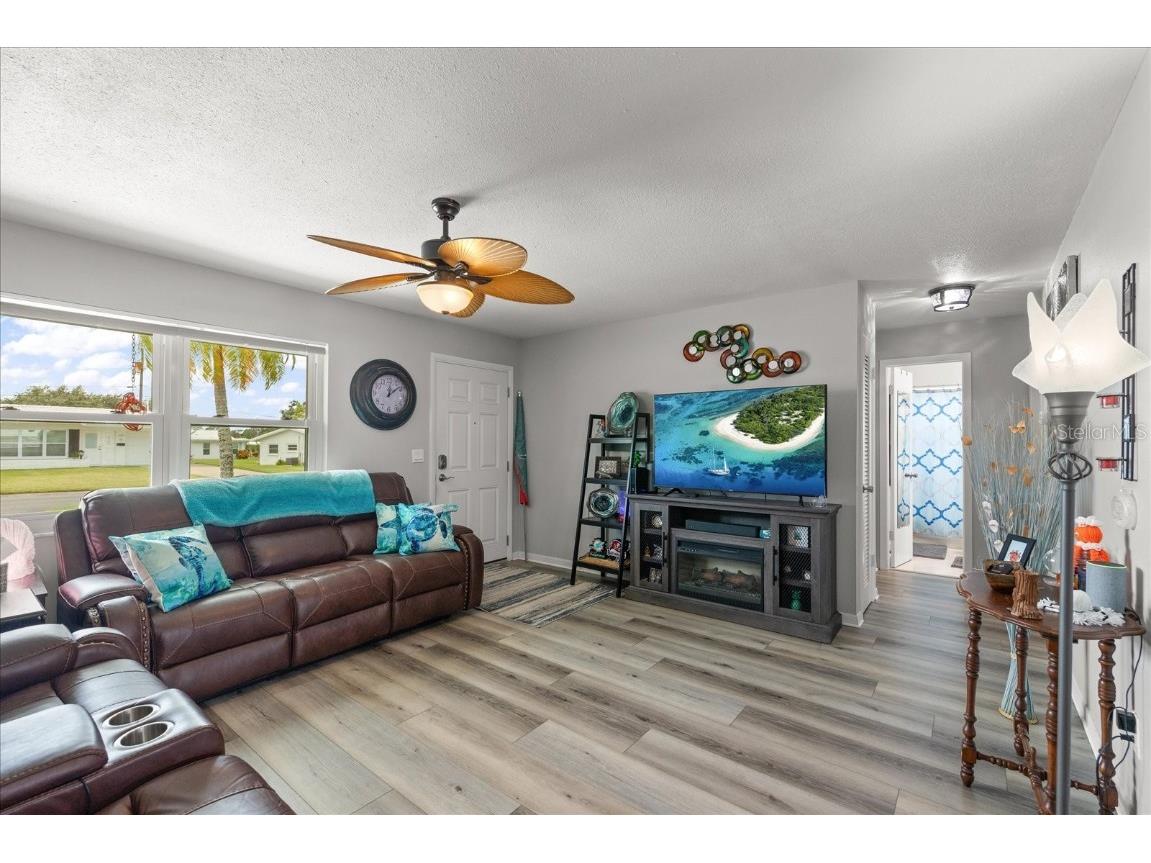 14023 94th Place Seminole FL 33776 TB8427805 image11