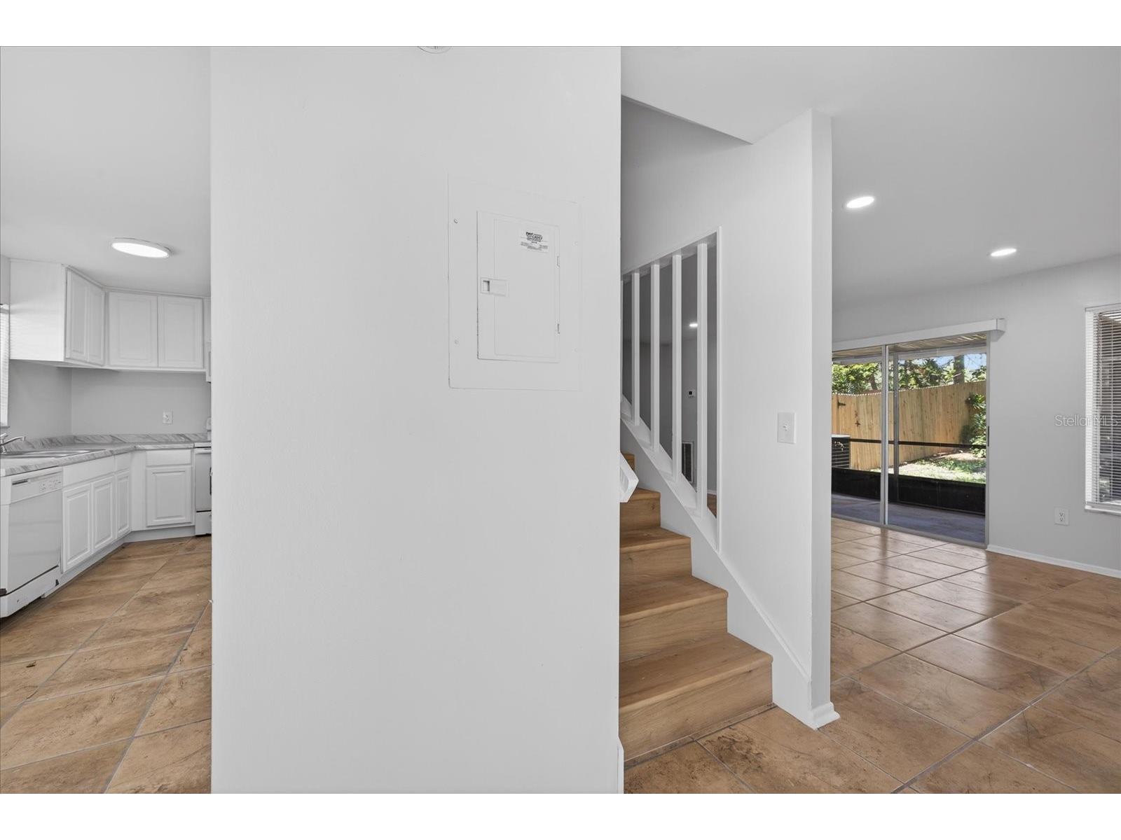 14024 Village Terrace Drive Tampa FL 33624 TB8510273 image12