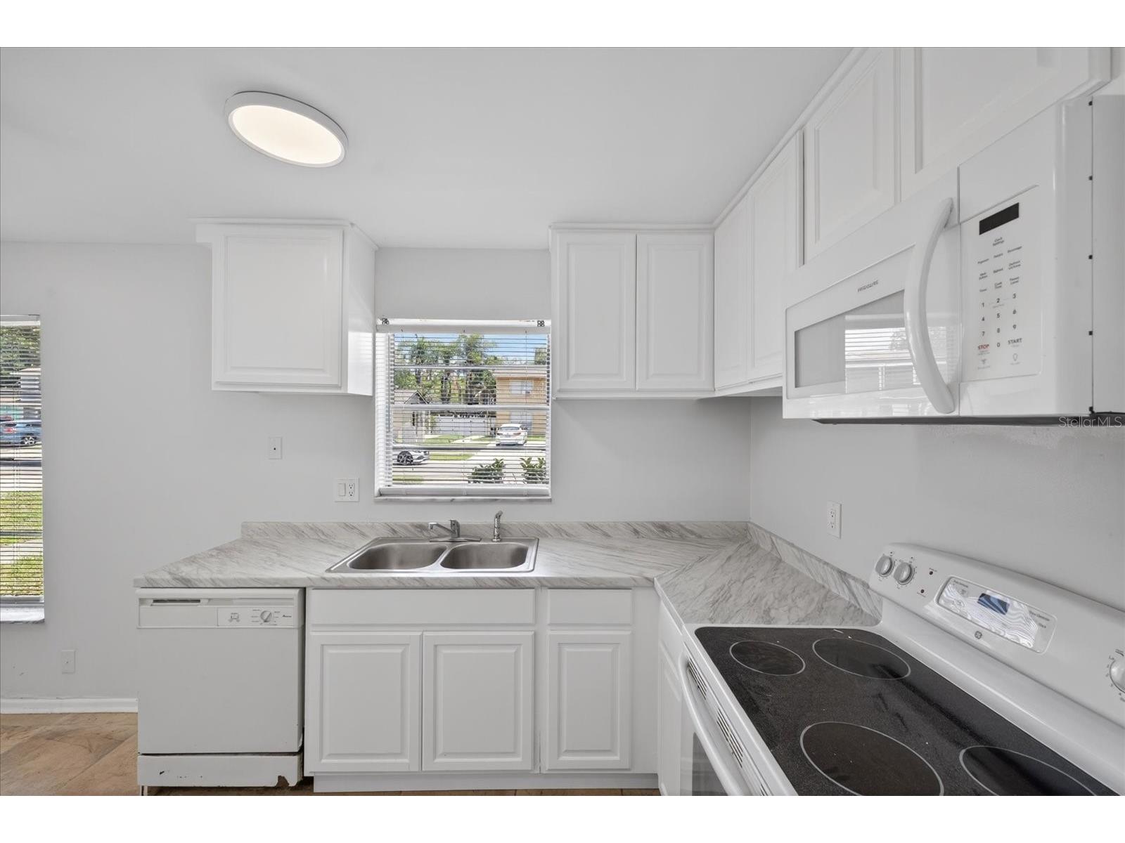 14024 Village Terrace Drive Tampa FL 33624 TB8510273 image14