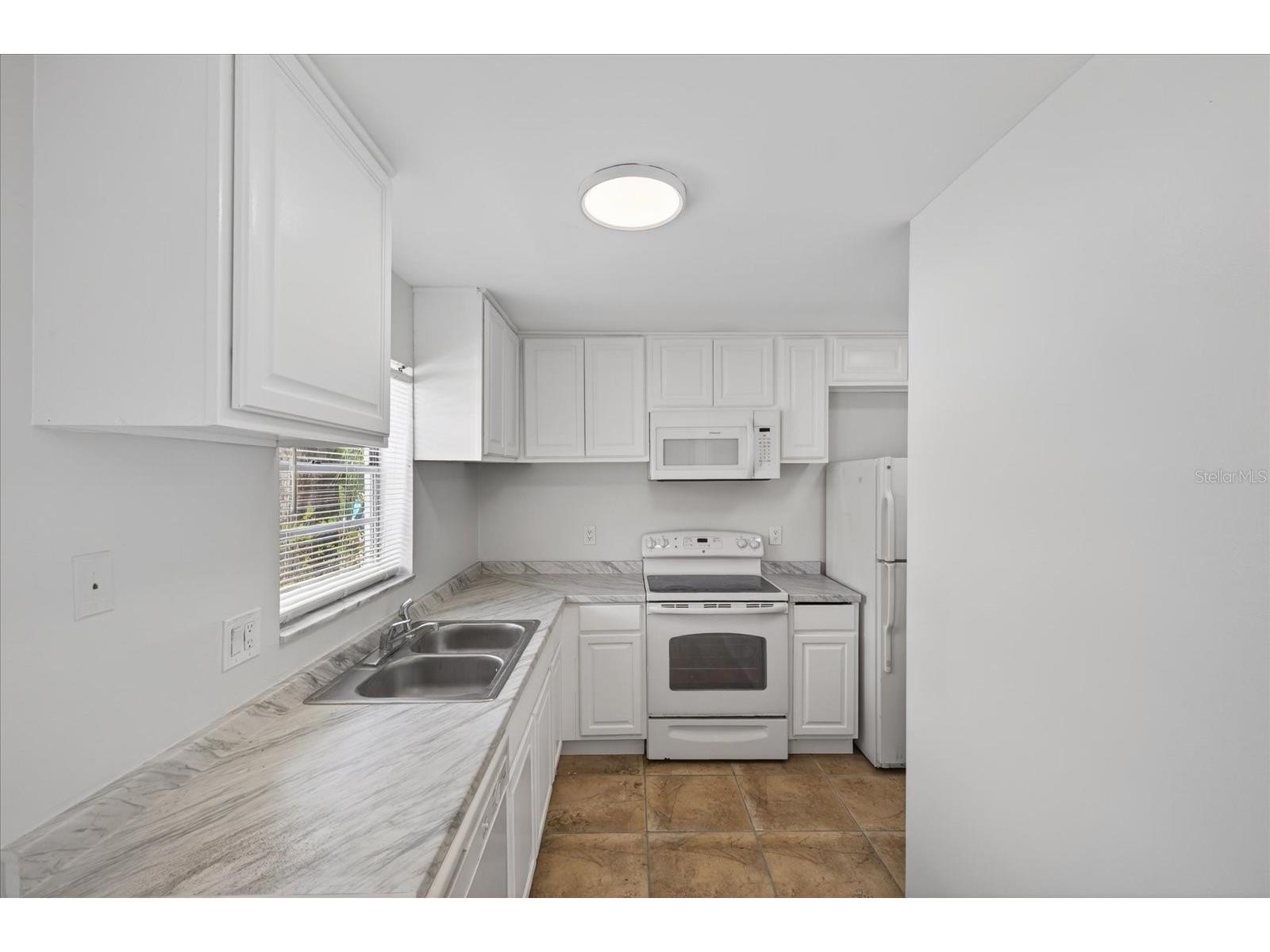 14024 Village Terrace Drive Tampa FL 33624 TB8510273 image3