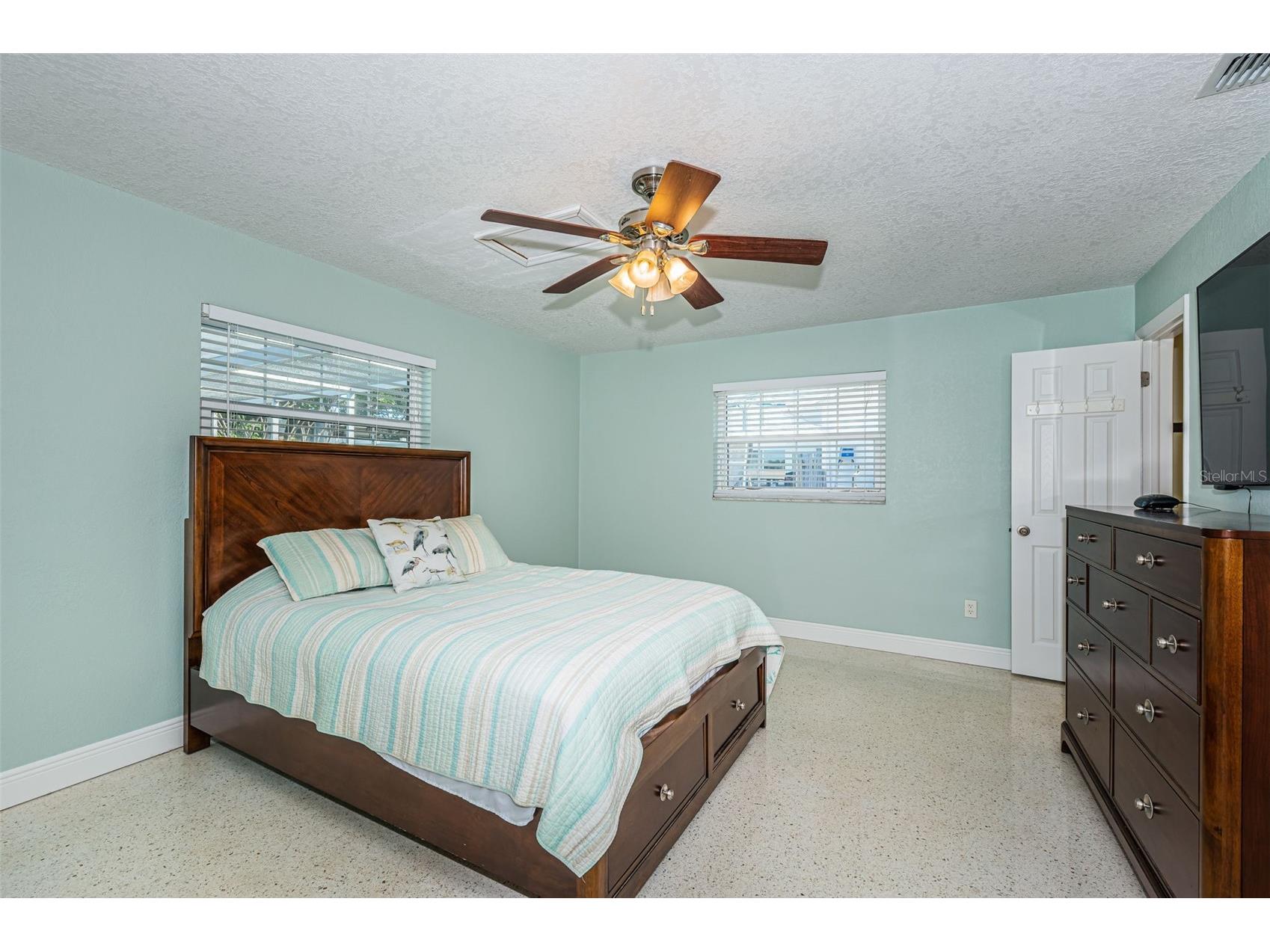 14025 Yacht Club Boulevard Seminole FL 33776 TB8498409 image12